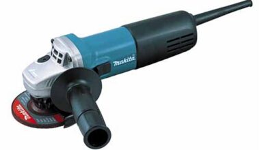Makita 9553NB Angle Grinder 4inch 710W