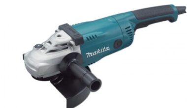 Makita Angle Grinder GA9020