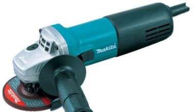 Makita Angle Grinder 9553NB