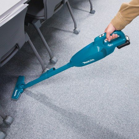 Makita Cordless Cleaner CL107FD