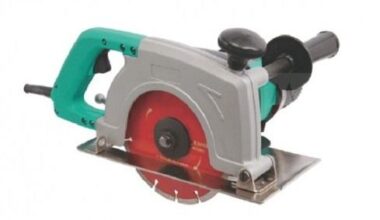 DCA AZE180 7 - 180 mm, 1020 W Marble Cutter