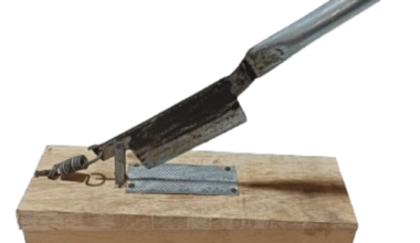 Samnantools Supari Cutter- Sudi, Betel nut Cutter Pakku vetty Size 7" inches with Wooden Base - Folding Vegetable Fruit Cutter